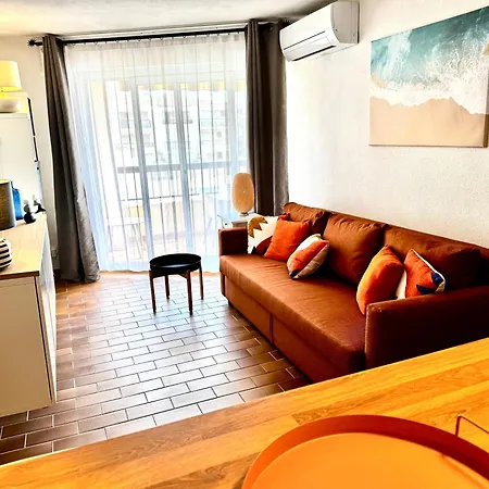 T1 Bord De Avec Piscine Dans Privee Apartment *