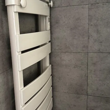 T1 Bord De Avec Piscine Dans Privee Apartment *